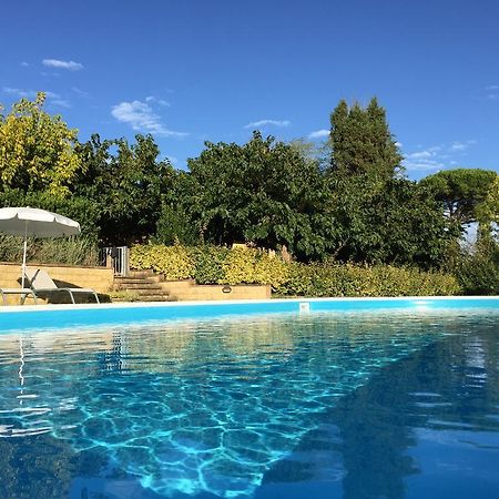 La Cantina Del Podere Dei Boni 파우글리아 외부 사진