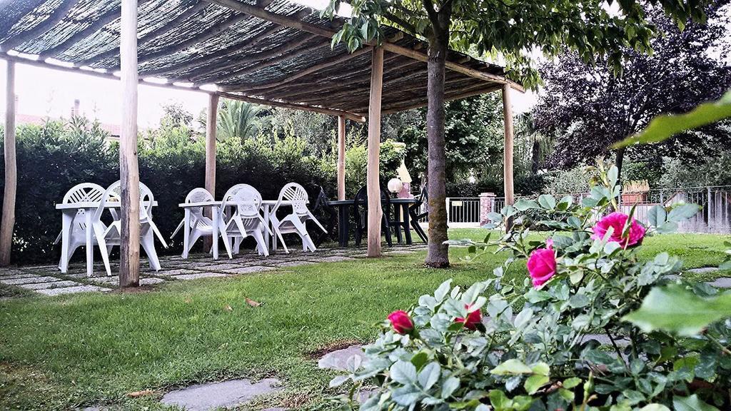 La Cantina Del Podere Dei Boni 파우글리아 외부 사진